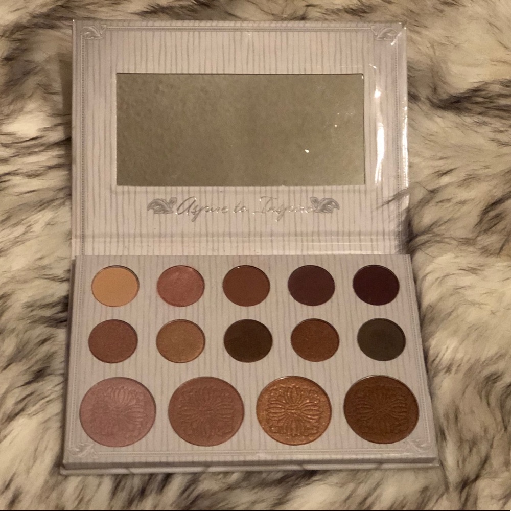 OG Carli Bybel x BH Cosmetics palette